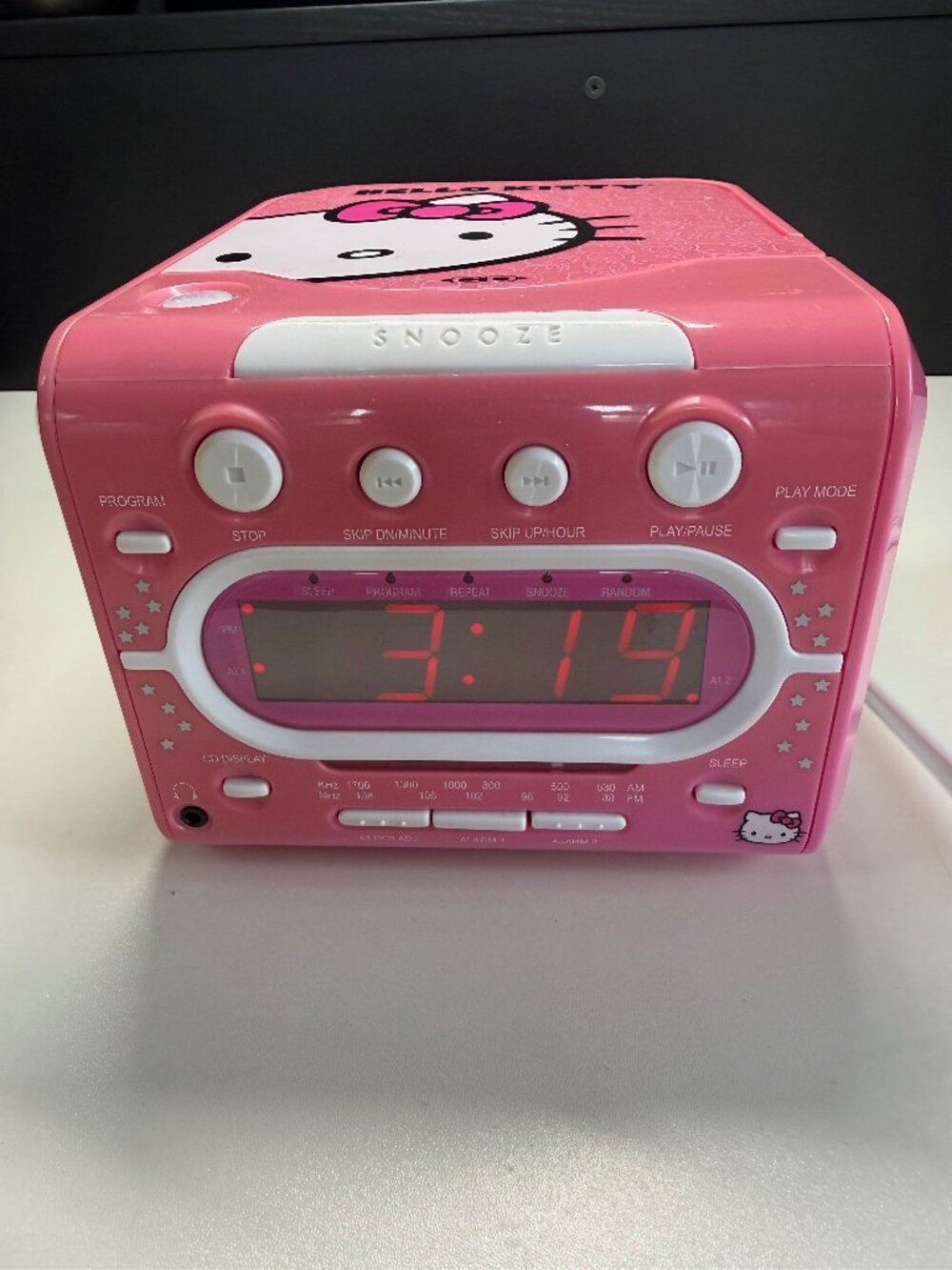 Hello Kitty Pink & White CD Player, AM/FM Radio with Alarm